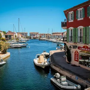 Casa Nostra, Port-grimaud, Vue Sur Les Canaux Apartment